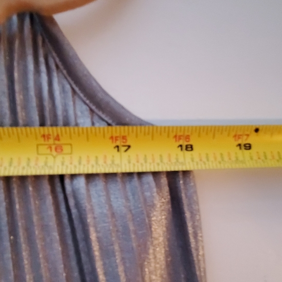 INC Petite Large silver sleeveless dressy top - Picture 7 of 7